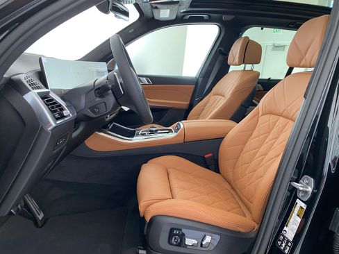 New 2026 BMW X5 M60i image 4