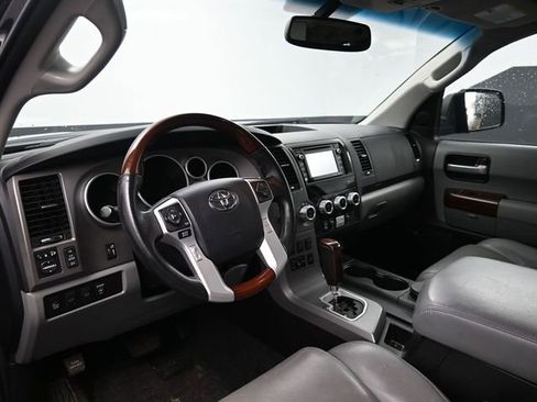 Used 2015 Toyota Sequoia Platinum w/ Four Season Floor Mat Package image 19