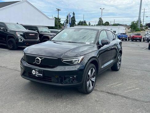 Used 2023 Volvo C40 P8 Recharge Plus AWD/4WD image 3