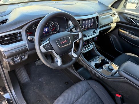 Used 2022 GMC Acadia SLE w/ Elevation Edition image 16