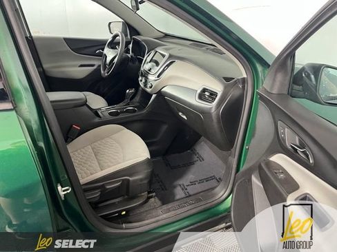 Used 2019 Chevrolet Equinox LS w/ LS Convenience Package FWD image 13