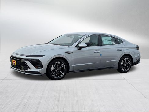New 2026 Hyundai Sonata SEL AWD/4WD image 2