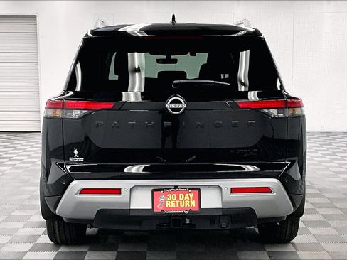 New 2025 Nissan Pathfinder Platinum w/ Lighting Package (N93) AWD/4WD image 5