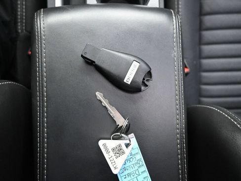 Used 2013 Dodge Challenger R/T Plus RWD image 19