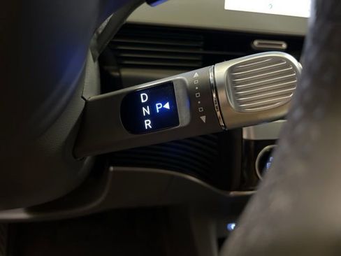 Used 2024 Hyundai Ioniq 5 SEL RWD image 40