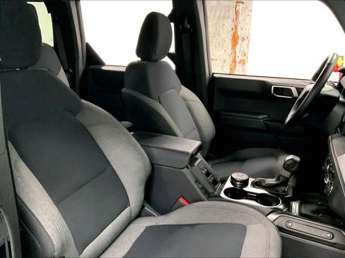 Used 2025 Ford Bronco Big Bend image 8