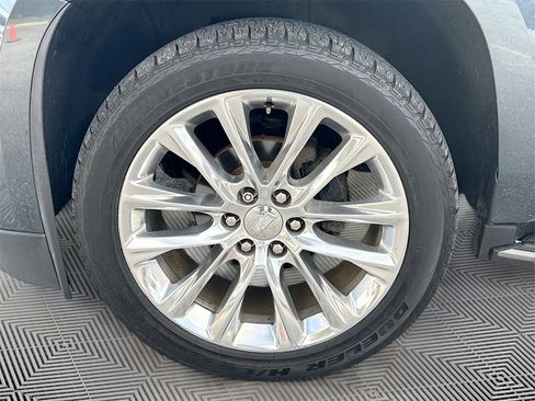 Used 2020 Cadillac Escalade Luxury image 36