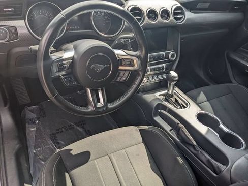 Used 2022 Ford Mustang GT w/ GT Performance Package RWD image 11