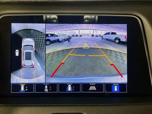 Used 2023 Cadillac XT4 Premium Luxury w/ Enhanced Visibility Package FWD image 22