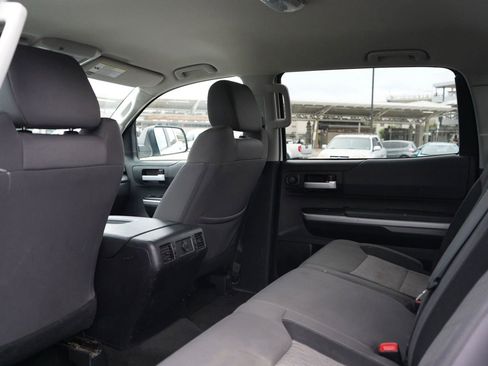 Used 2017 Toyota Tundra SR5 image 16