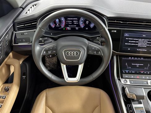 Used 2023 Audi Q8 Premium Plus AWD/4WD image 13