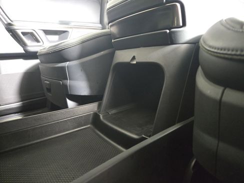 Used 2022 Rivian R1T Launch Edition image 31