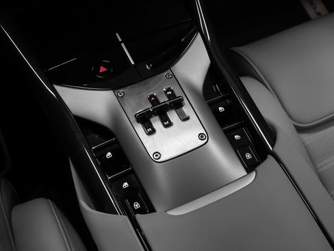 Certified 2025 Ferrari Purosangue AWD/4WD image 69