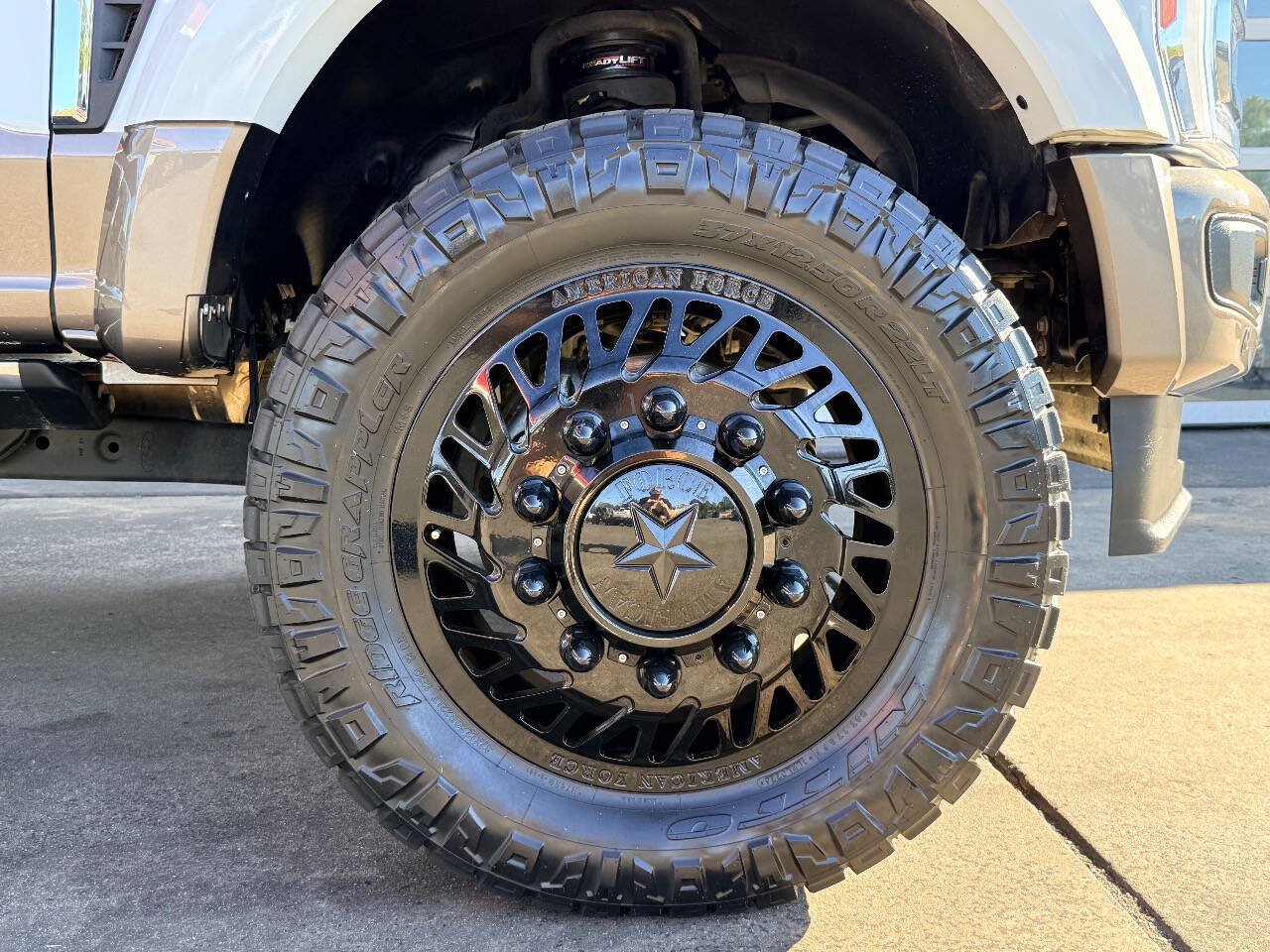 Used 2023 Ford F450 King Ranch w/ FX4 Off-Road Package AWD/4WD image 12