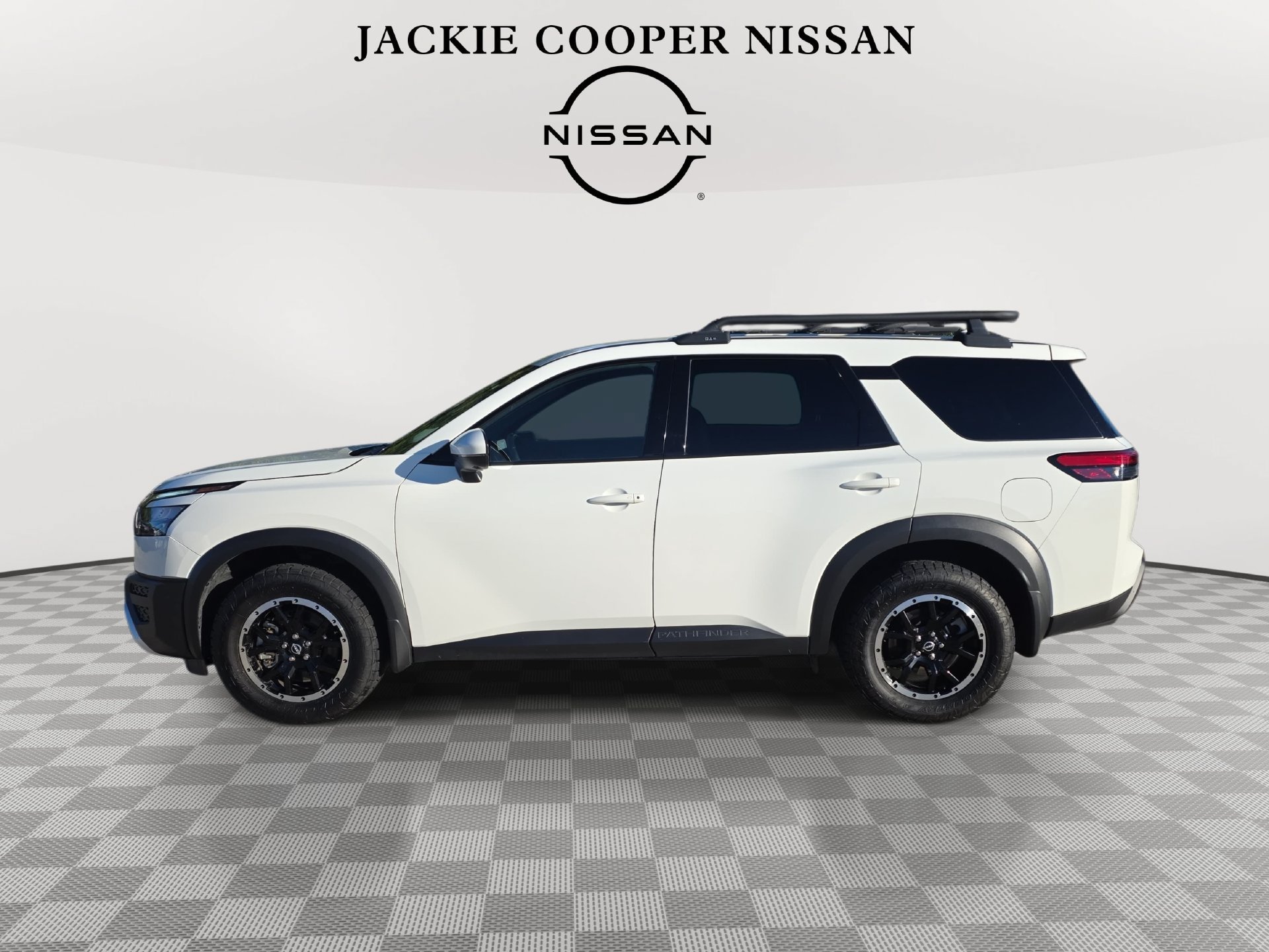 Used 2025 Nissan Pathfinder Rock Creek AWD/4WD image 8