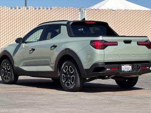 Used 2022 Hyundai Santa Cruz SEL w/ Activity Package FWD image 6