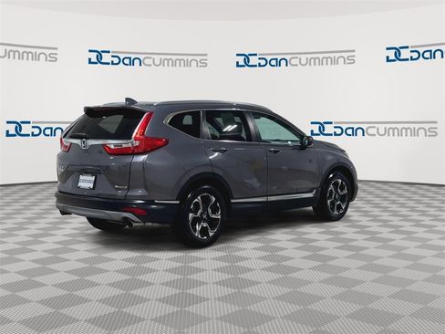 Used 2019 Honda CR-V Touring image 9