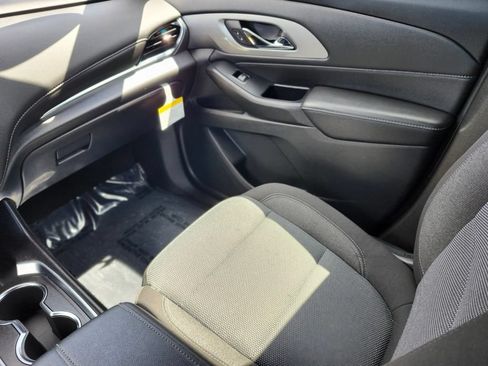 Used 2023 Chevrolet Traverse LT AWD/4WD image 13