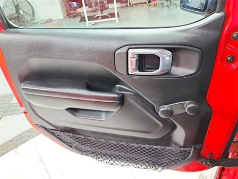 Used 2021 Jeep Wrangler Unlimited Sport image 29