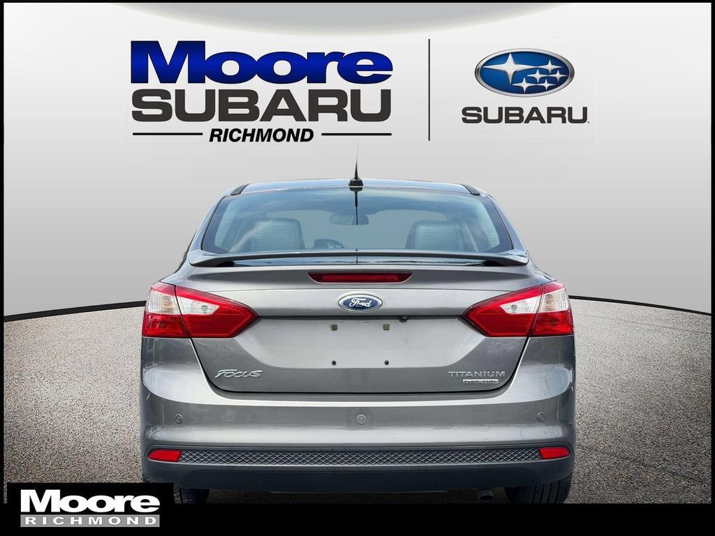 Used 2014 Ford Focus Titanium FWD image 4