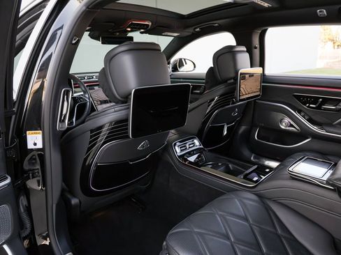 Used 2022 Mercedes-Benz Maybach S 580 4MATIC image 35