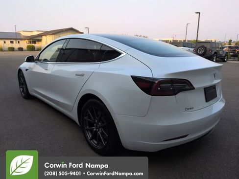 Used 2019 Tesla Model 3 RWD image 5