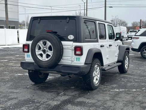 Used 2018 Jeep Wrangler Unlimited Sport S image 4