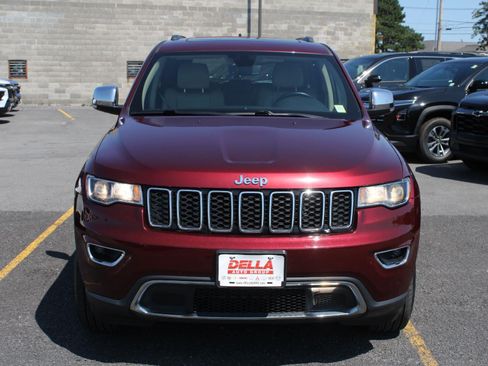 Used 2021 Jeep Grand Cherokee Limited AWD/4WD image 2