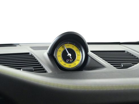 Certified 2022 Porsche 911 Turbo S image 21