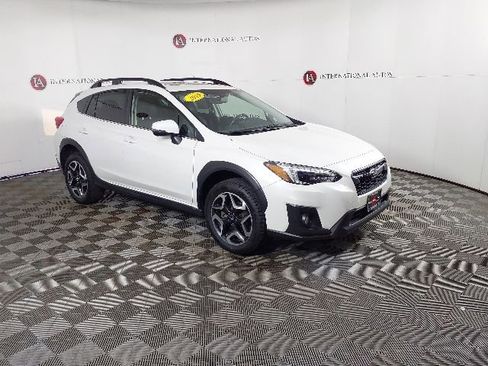 Used 2019 Subaru Crosstrek 2.0i Limited w/ Moonroof Package w/Navigation AWD/4WD image 3