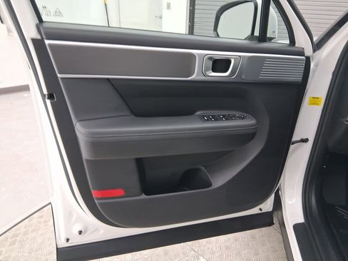 Used 2025 Hyundai Santa Fe SEL image 18