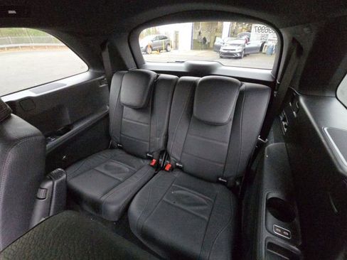 Used 2025 Mercedes-Benz GLS 580 GLS 580 4MATIC Captain Chairs image 9