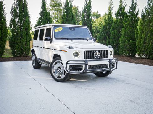 Used 2024 Mercedes-Benz G 63 AMG 4MATIC image 2