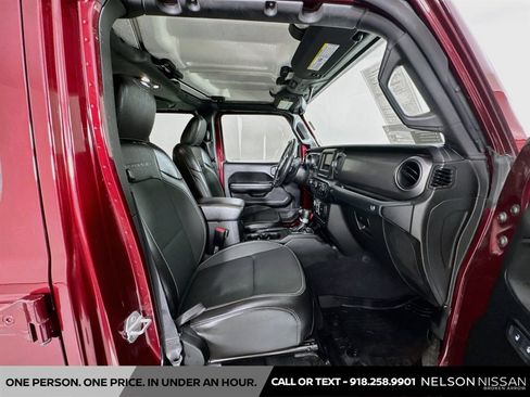 Used 2021 Jeep Gladiator Sport AWD/4WD image 26