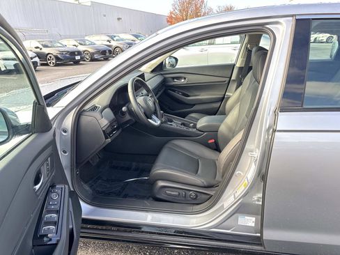 Used 2025 Honda Accord Touring image 19