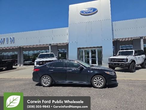 Used 2016 Kia Optima EX w/ Premium Package FWD image 3