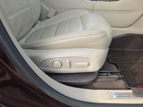 Used 2017 GMC Acadia Denali w/ Technology Package image 31