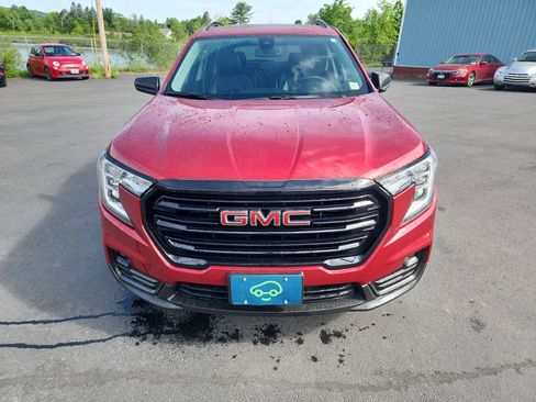 Certified 2023 GMC Terrain SLT w/ Elevation Edition AWD/4WD image 3