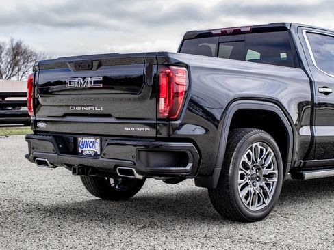 Used 2023 GMC Sierra 1500 Denali Ultimate AWD/4WD image 19