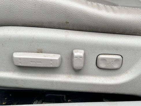 Used 2012 Honda Accord EX-L image 7