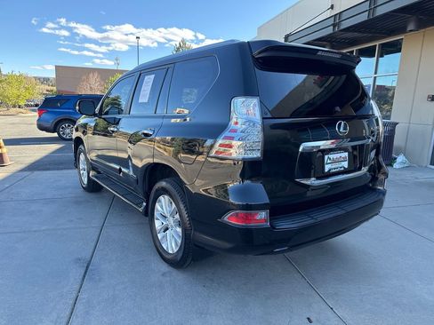Used 2019 Lexus GX 460 Premium w/ Premium Package AWD/4WD image 7
