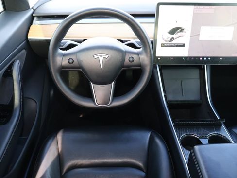 Used 2020 Tesla Model 3 Long Range AWD/4WD image 8
