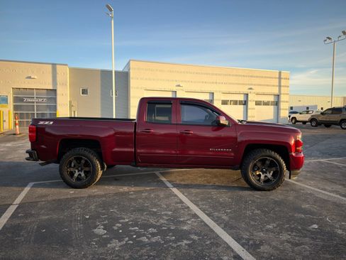 Used 2017 Chevrolet Silverado 1500 LT w/ All Star Edition image 7