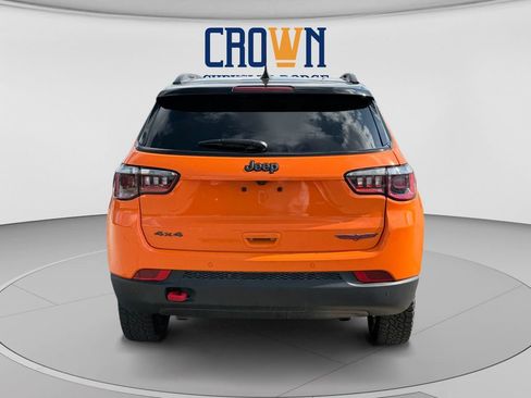 Used 2026 Jeep Compass Trailhawk AWD/4WD image 4