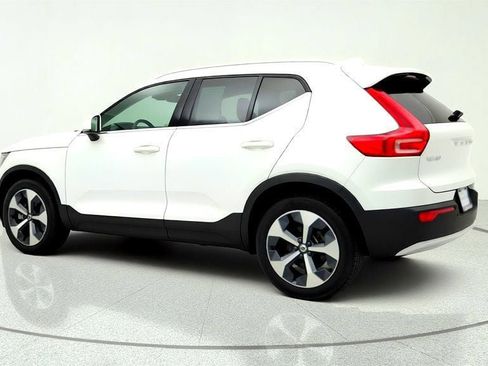 Used 2024 Volvo XC40 B5 Plus w/ Climate Package AWD/4WD image 7