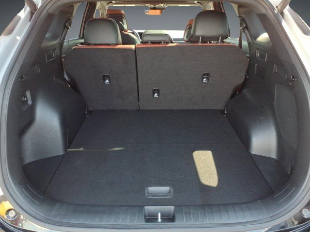 Used 2025 Kia Sportage SX FWD image 19