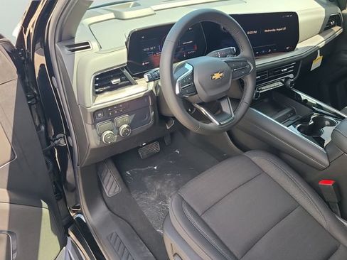 New 2026 Chevrolet Suburban LS w/ LPO, Dark Essentials Package RWD image 21