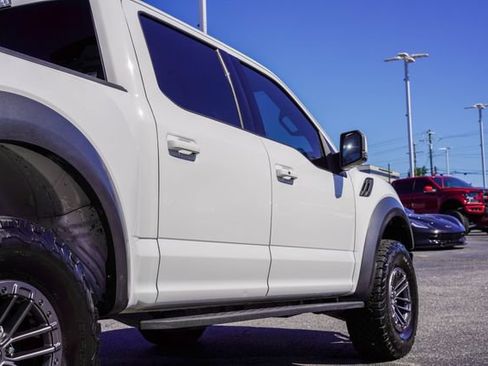 Used 2019 Ford F150 Raptor w/ Equipment Group 802A Luxury AWD/4WD image 33