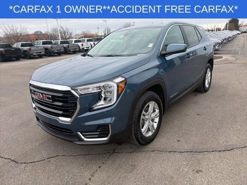 Used 2024 GMC Terrain SLE image 5