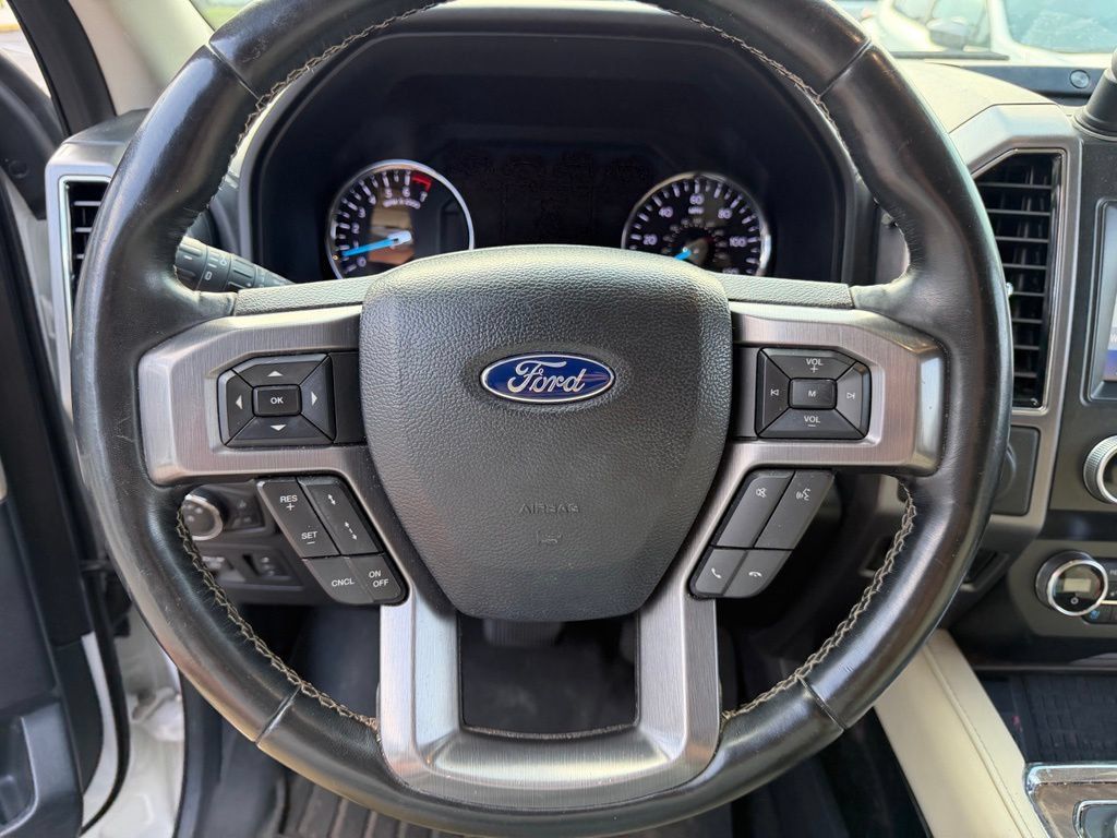 Used 2021 Ford Expedition Platinum RWD image 26